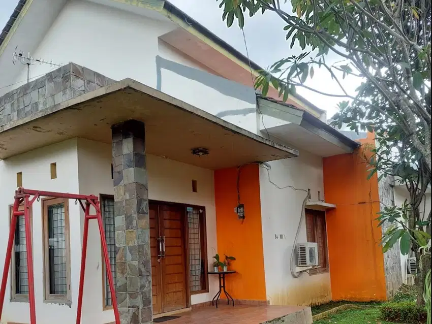 Rumah Bebas Banjir di Komplek Baranangsiang Indah Bisa Nego J-14237