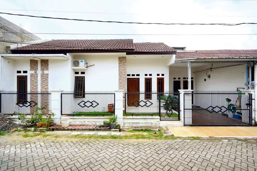 Rumah Strategis 8 Menit ke Stasiun Cisauk LT 120 Hadap Utara J-17867