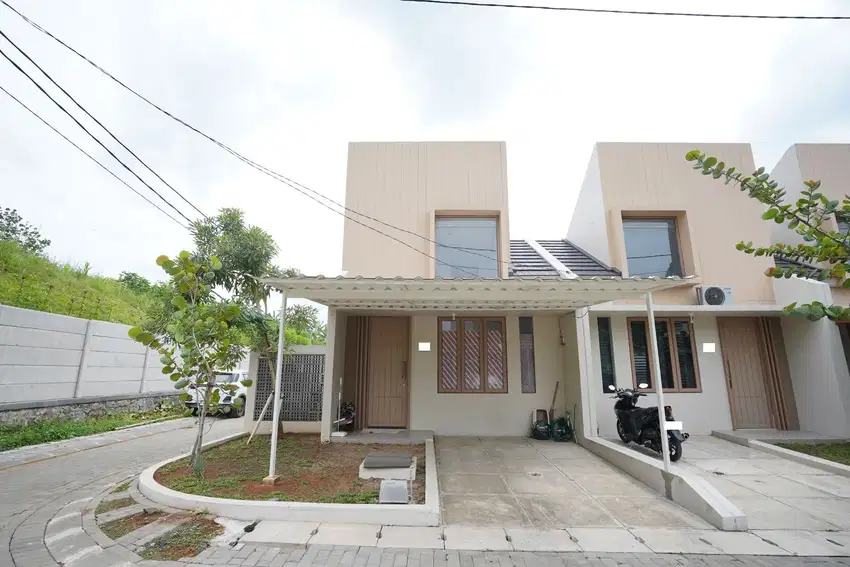 Rumah Hook Terawat 15 Menit ke Stasiun Cisauk 1 Lt Hadap Utara J-21081