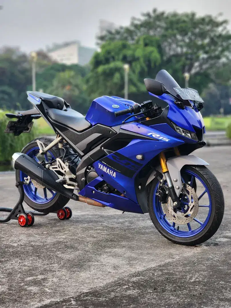 Yamaha R15 V3 Biru