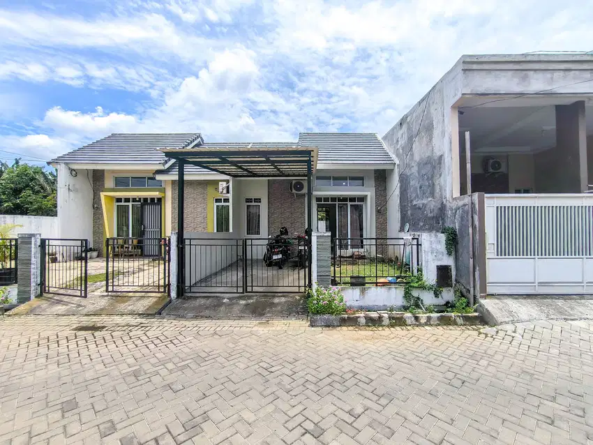 Rumah Hadap Selatan 10 Mnt ke CitiPlaza Kutabumi Siap KPR J-30275