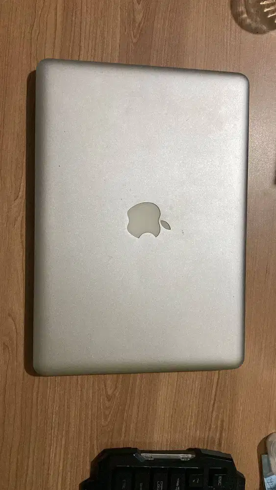 MacBook Pro 13-inch 2011 - Rp 2.000.000