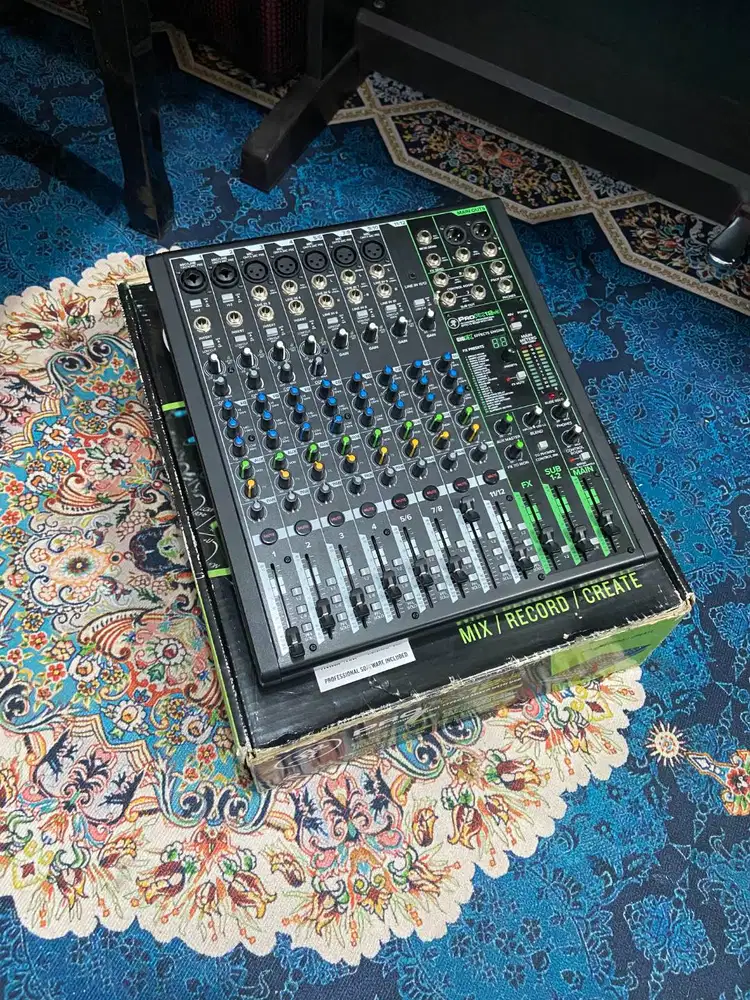 Mixer Mackie Pro FX 12 V3 12 Channel