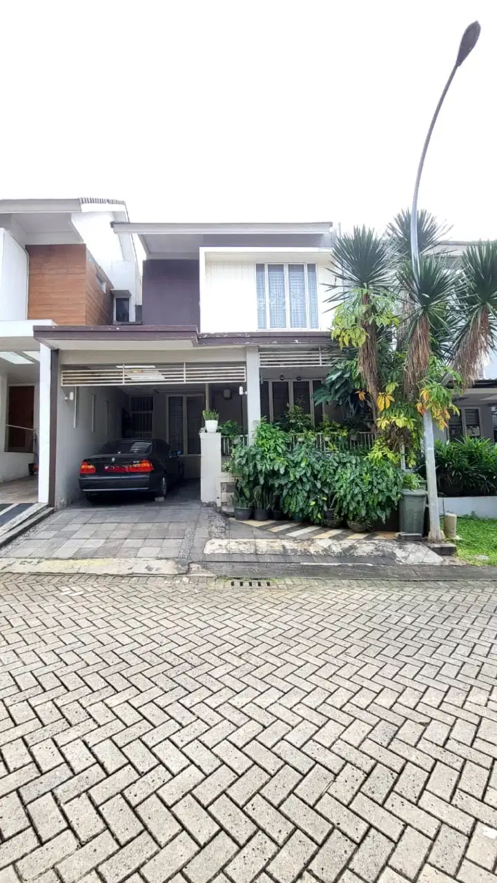 Rumah Hommy Modern Dalam Cluster Di Emerald Bintaro Sc16678