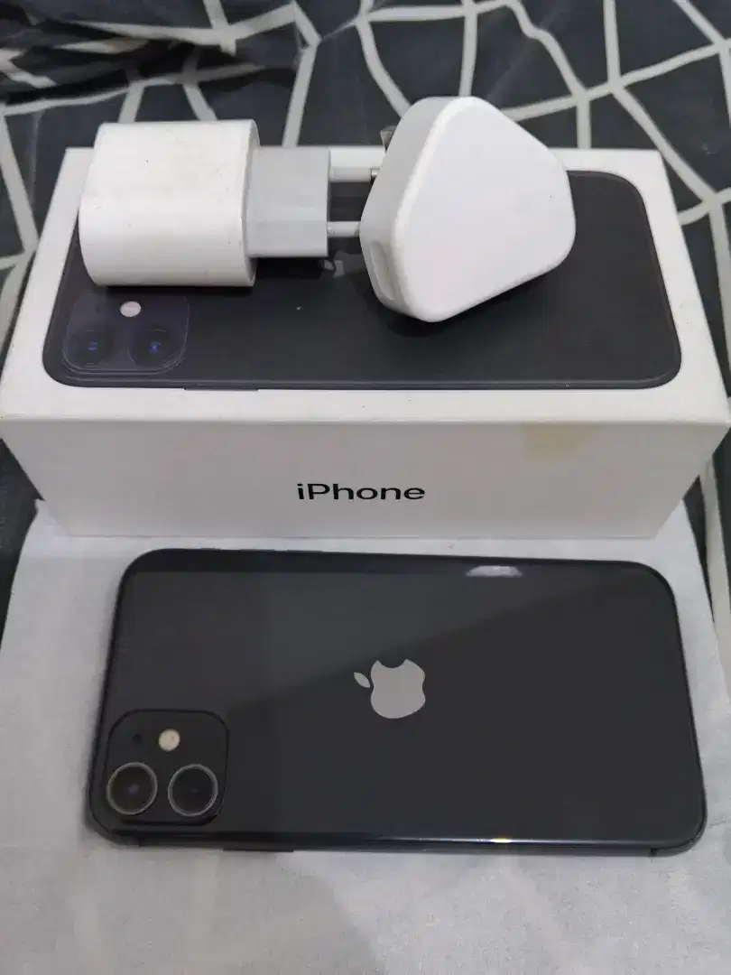 hp Iphone 11 64gb all operator