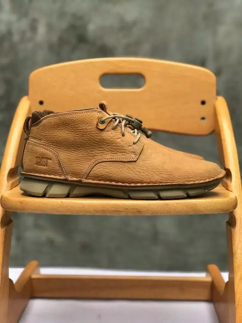 Caterpillar Almanac leather kulit work shoes sepatu