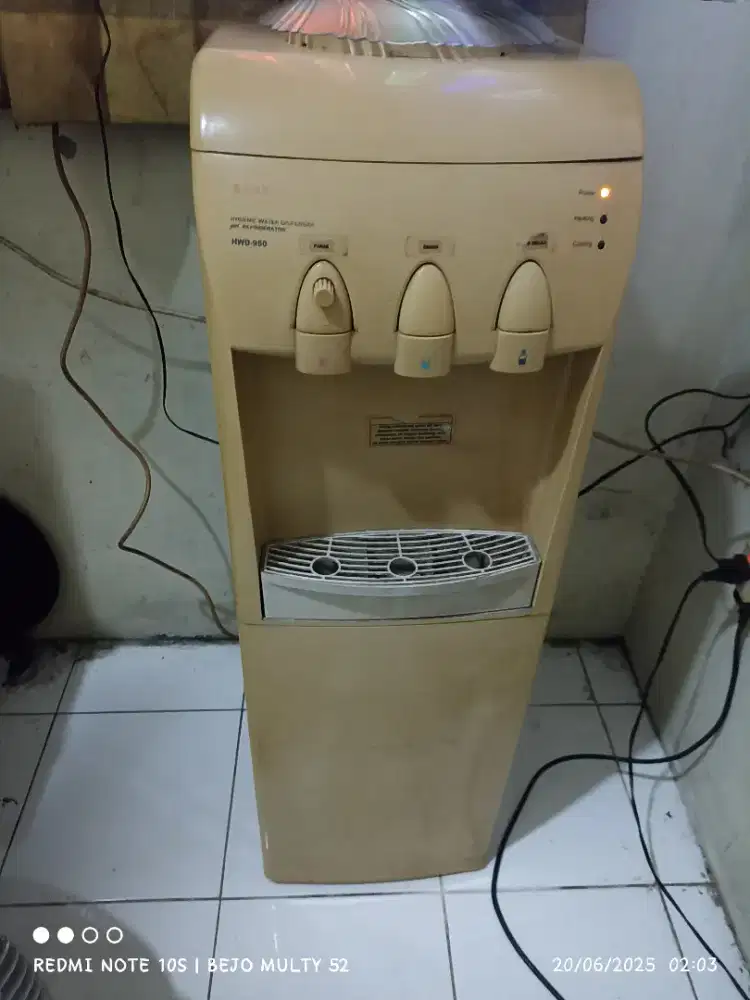 Dispenser HOT DAN COOL Sanken