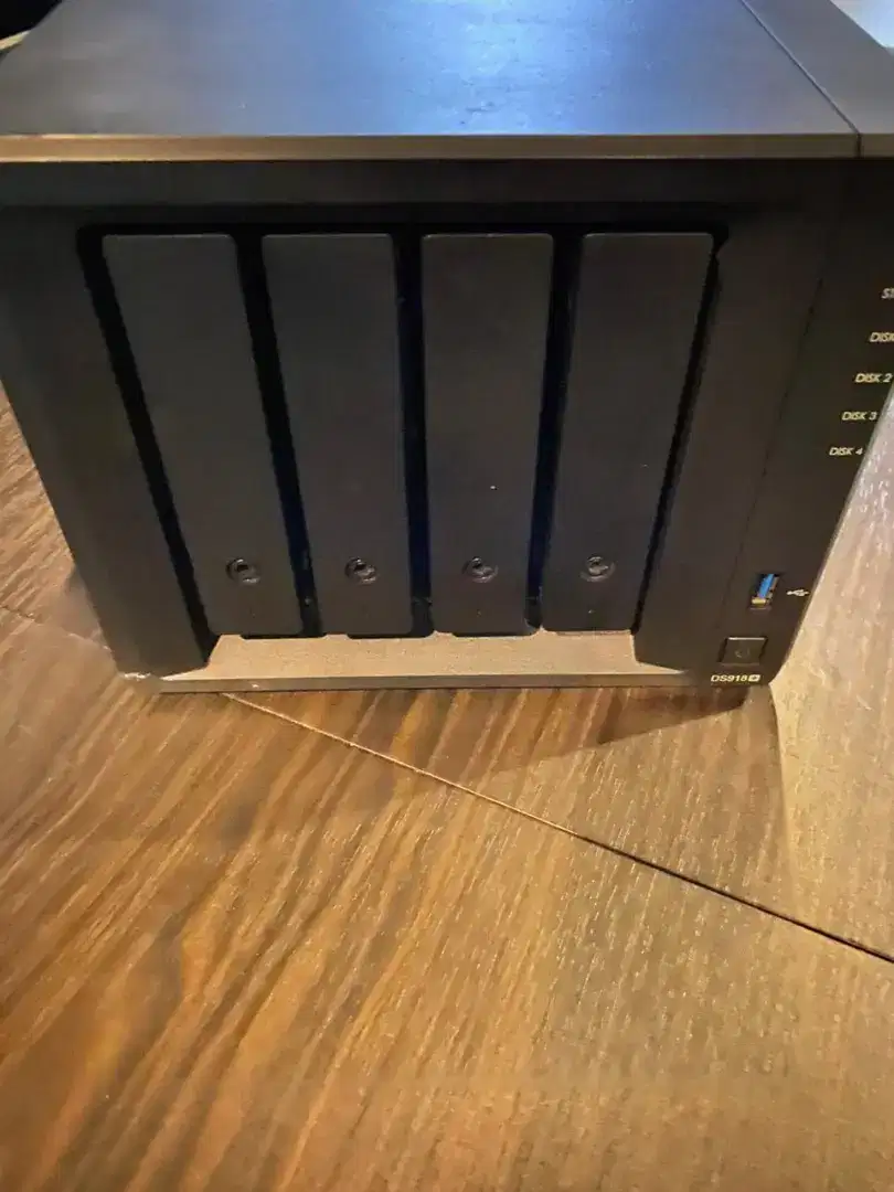 NAS Synology DS918+ (unit only)
