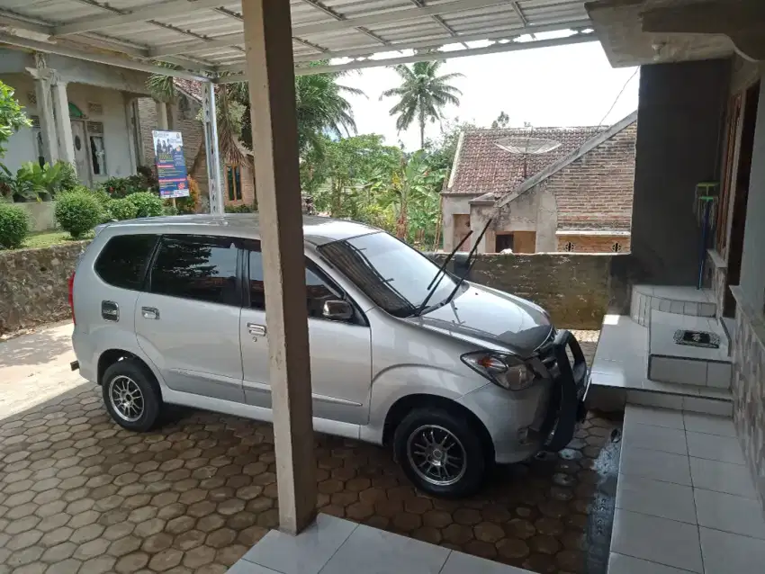 XENIA 1.3 MOBIL BEKAS RASA BARU BENSIN IRIT BANGET. HARGA BISA NEGO