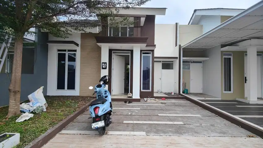 Disewakan rumah rapi baru renov di Citra Indah City Cluster Sakura