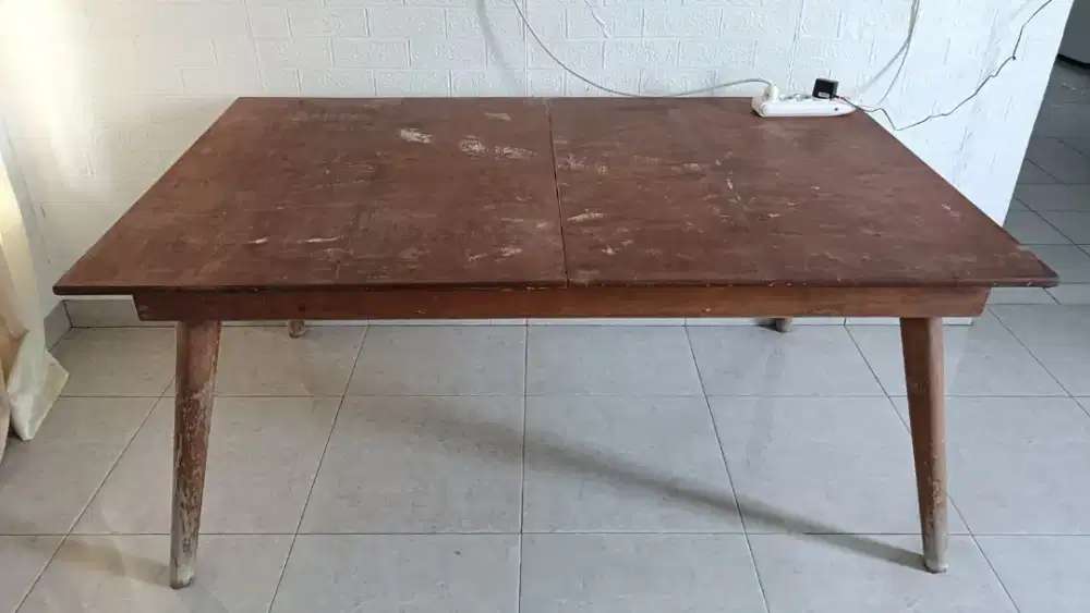 Dijual Meja Makan Kayu Jati Tua (ASLI)
