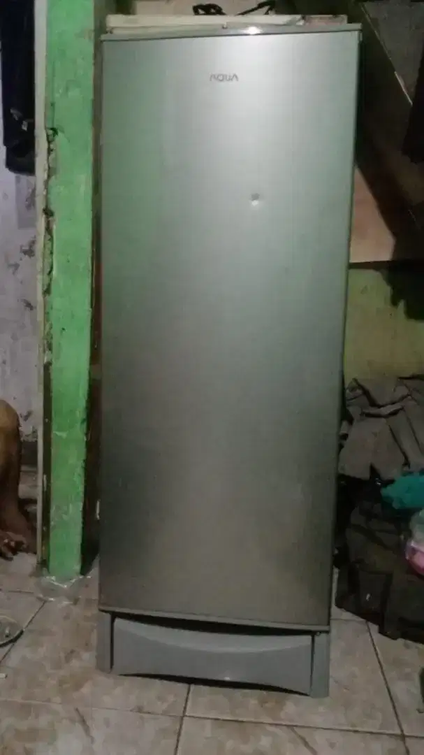 Jual kulkas Aqua
