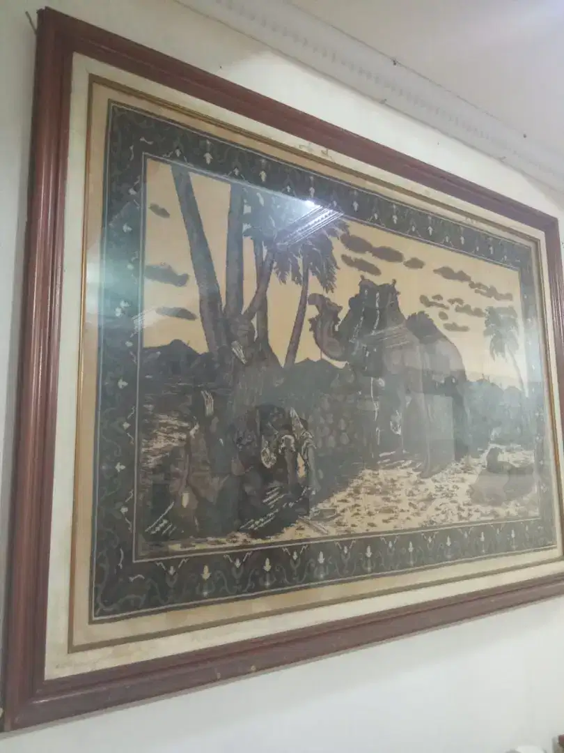 Hiasan Dinding Karpet Bingkai Besar Kayu