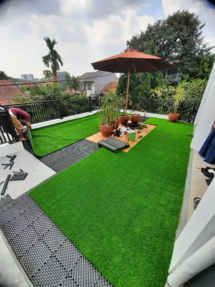 Jual Rumput Sintetis Berkualitas dan Bergaransi dua tahun