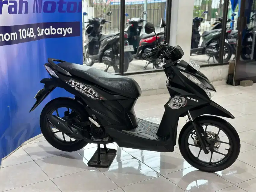 Honda Beat Street 110cc Th'. 2023 km 9Rb Anugerah Motor Pucang