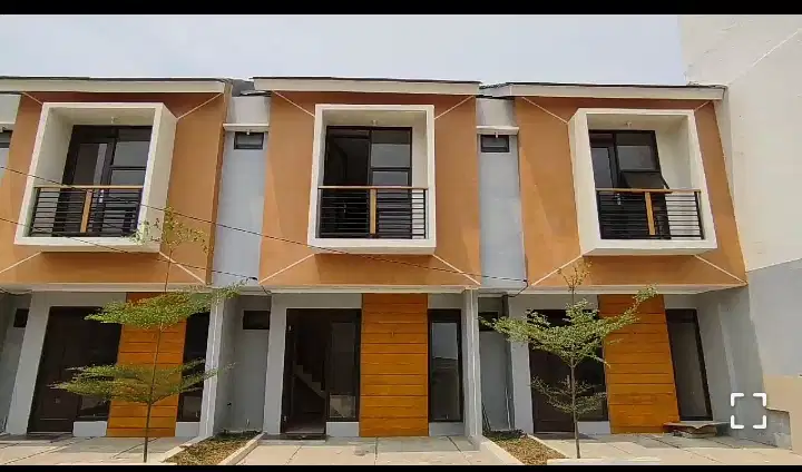 JUAL CEPAT RUMAH  SIAP HUNI AKSES JALAN KOTA HARAPAN INDAH