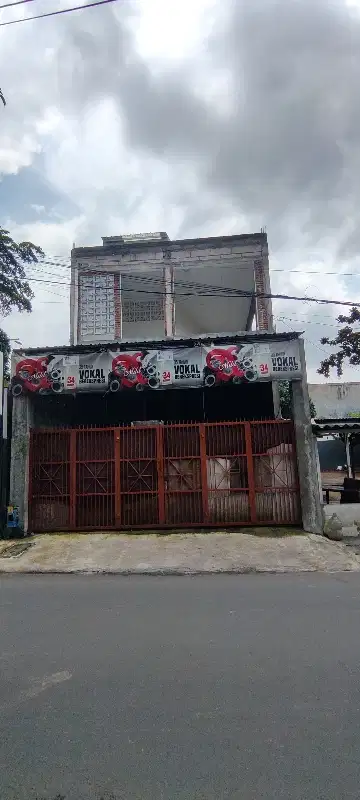 dijual tempat usaha atau cafe lokasi strategis sigura gura malang