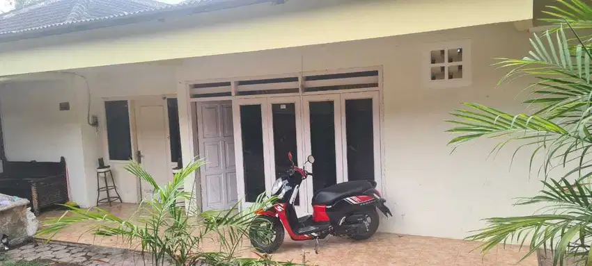 RUMAH KOS 18 KAMAR JALAN JAWA DEKAT UNIVERSITAS JEMBER