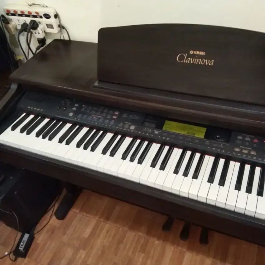 Piano YAMAHA Clavinova CVP 103.88 tuts berat spt piano.