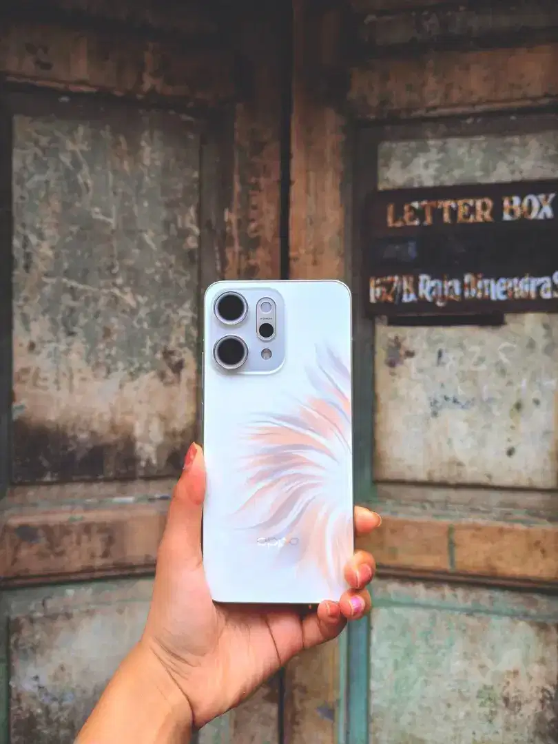 Open pre-order OPPO Reno14 F 5G 12+512