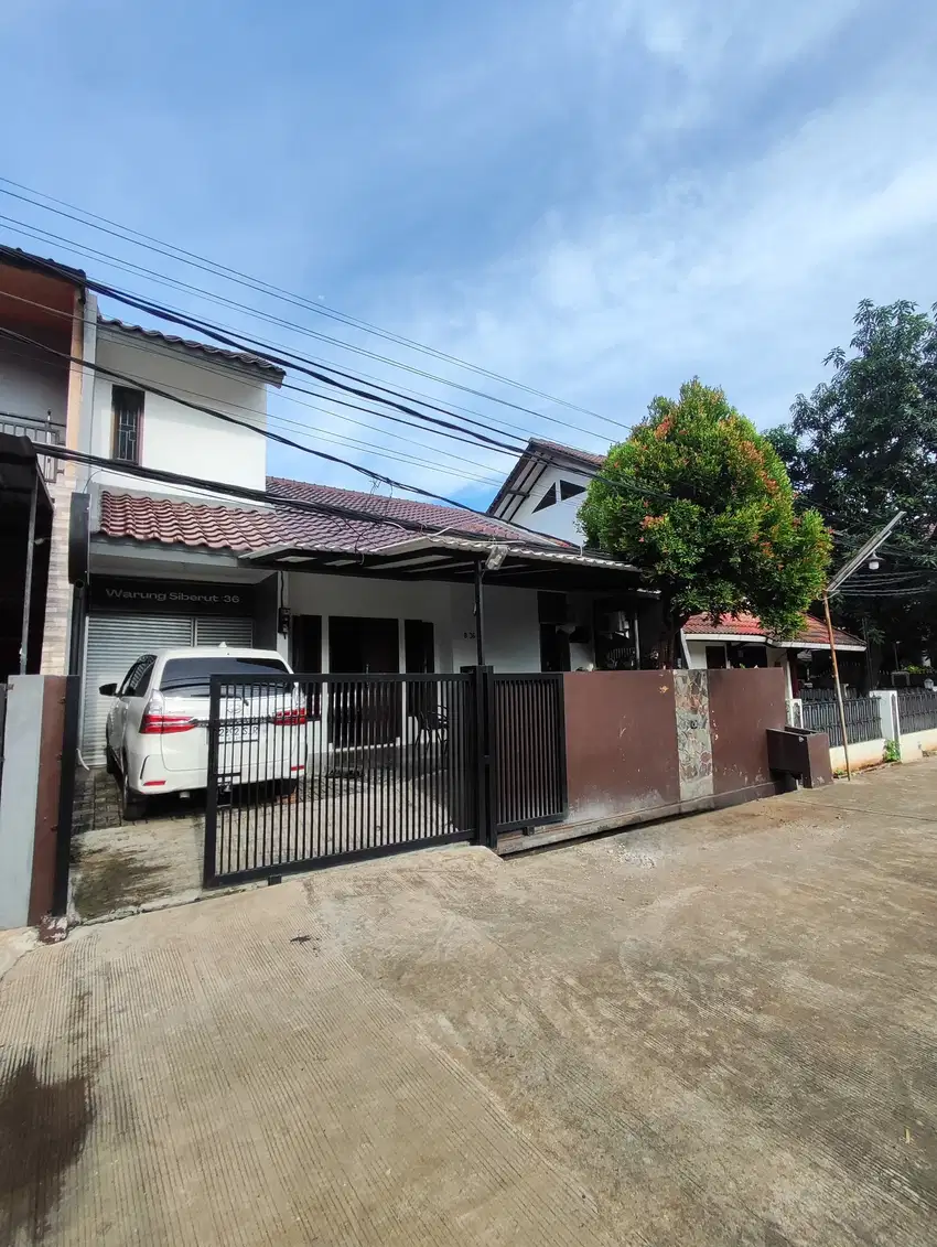Rumah Bagus 2 Lantai Murah Bebas Banjir di Caman Jatibening Bekasi Sel