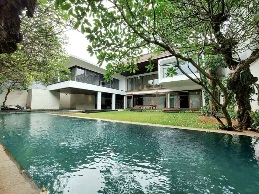 PONDOK INDAH - RUMAH MEWAH, HIGH SPEC, DESIGNED BY ANDRA MATIN