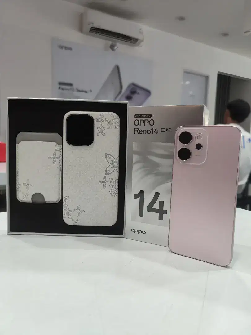 KREDIT OPPO RENO14 F 5G PROMO BUNGA 0% GRATIS 2X CICILAN BERGARANSI