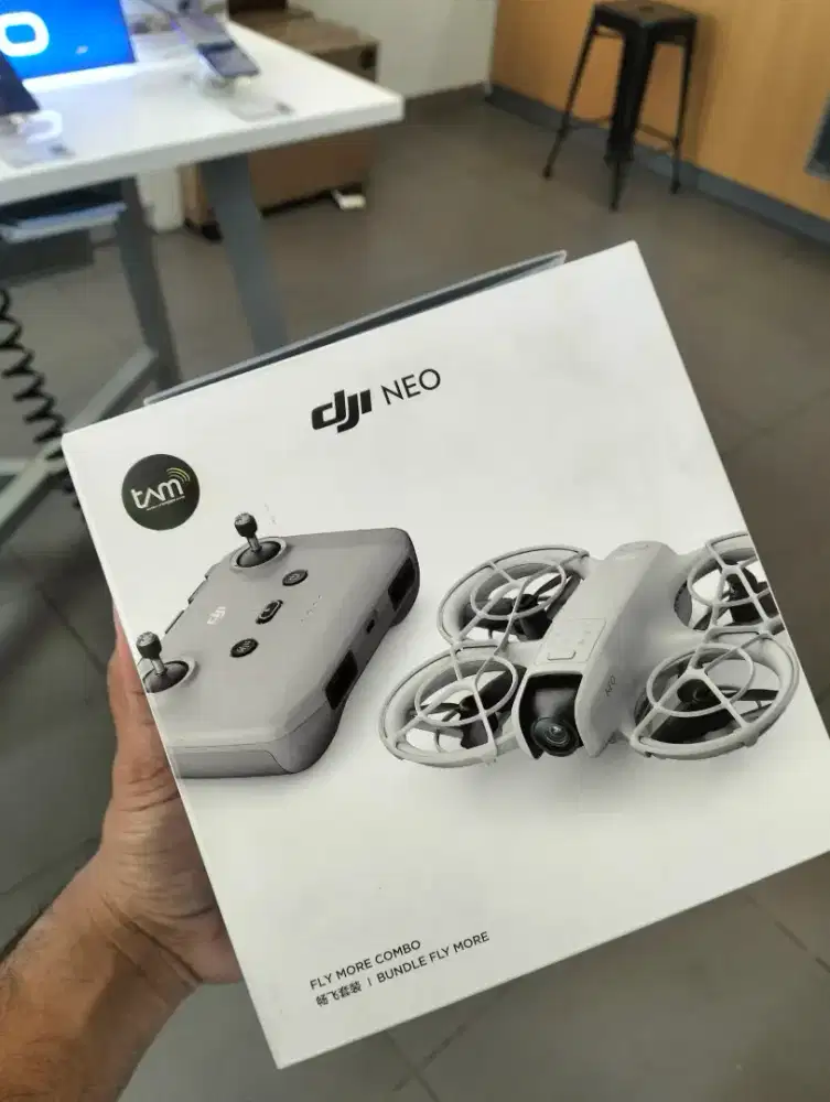 DJI Neo Fly More Combo