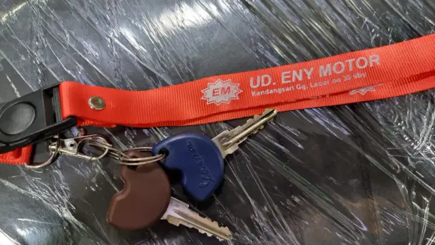 UD ENY MOTOR-VESPA GTS 150 2022 TINGGAL PAKAI