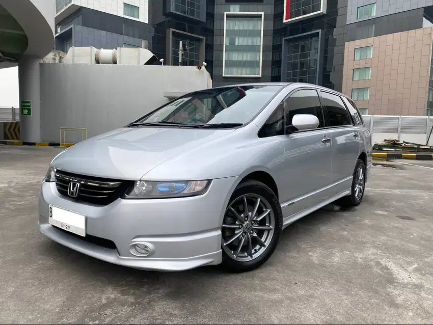 Honda Odyssey Absolute 2.4 AT RB1 2004 (Terawat, Service record lengka