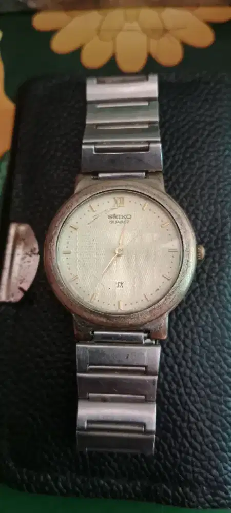 Jam tangan pria Vintage