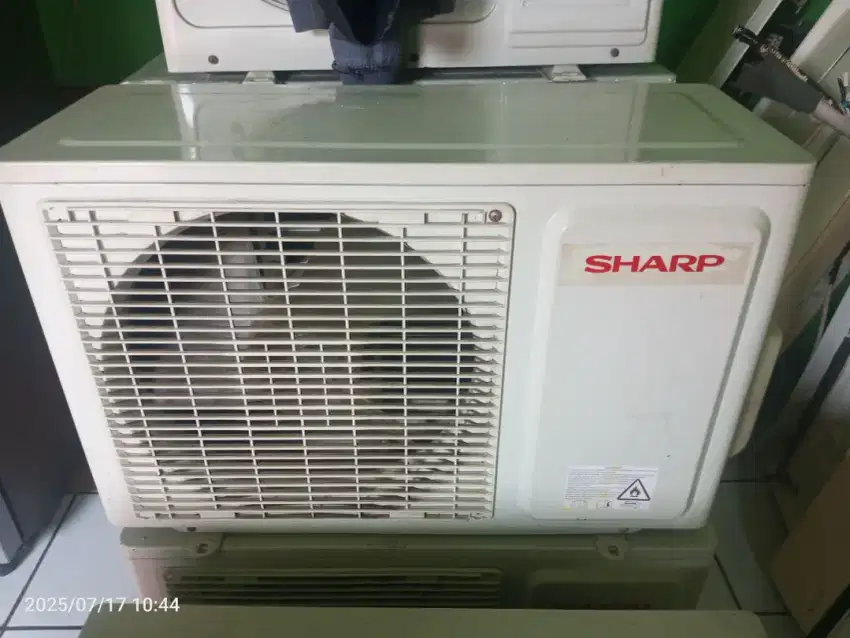 Outdoor Sharp 1/2 pk r32
