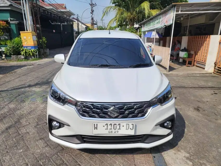 SUZUKI NEW ERTIGA 1.5 GL MANUAL 2024 PUTIH FACELIFT SURABAYA