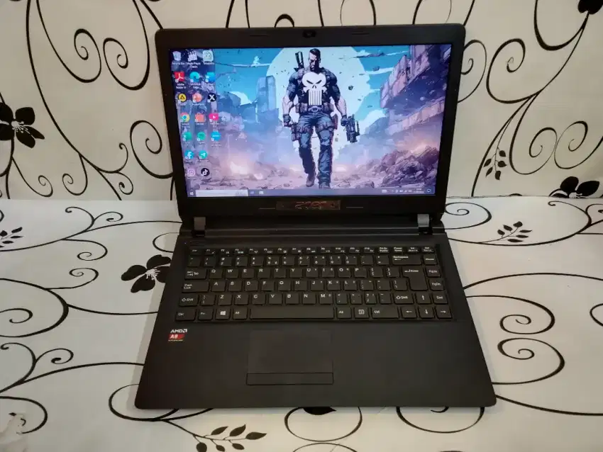 LAPTOP GAMING ACER Z3-451 AMD A8 GEN 7 WITH RADEON R5 GRAPHICS