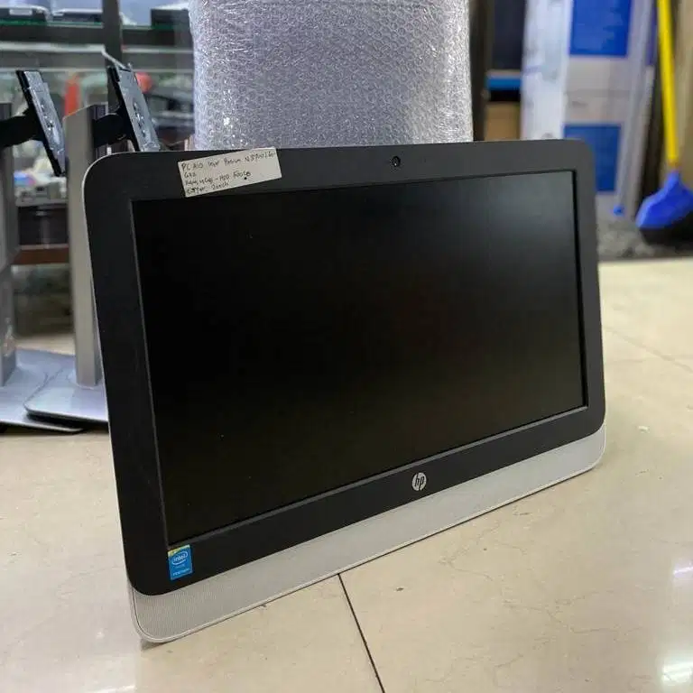 Pc All In One HP Intel Celeron N1700 Ram 4Gb Hdd 500Gb 20INCH D-STP