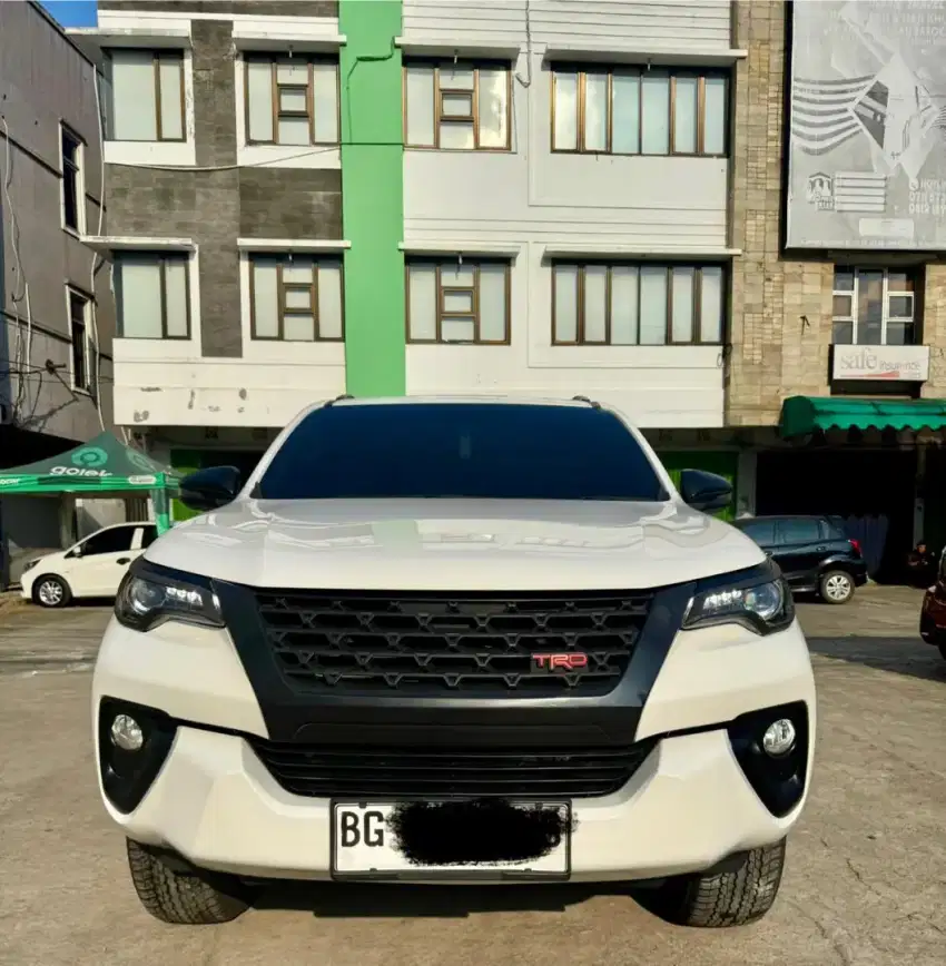 Toyota fortuner 2017 VRZ 2.4 A/T km 84rb
