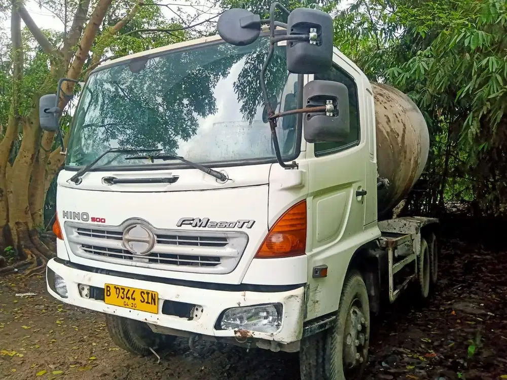 Hino FM 260 JM Mixer 2013 istimewa