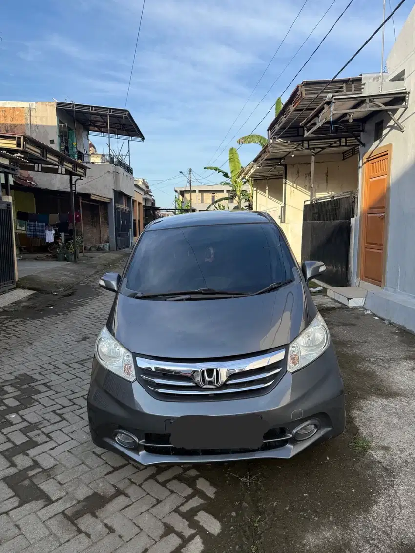 Honda Freed 2013 Tipe tertinggi