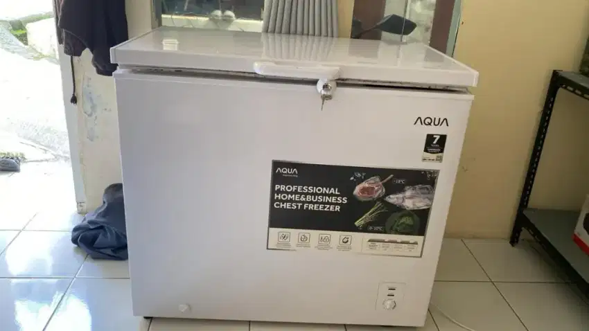 Dijual Freezer Aqua