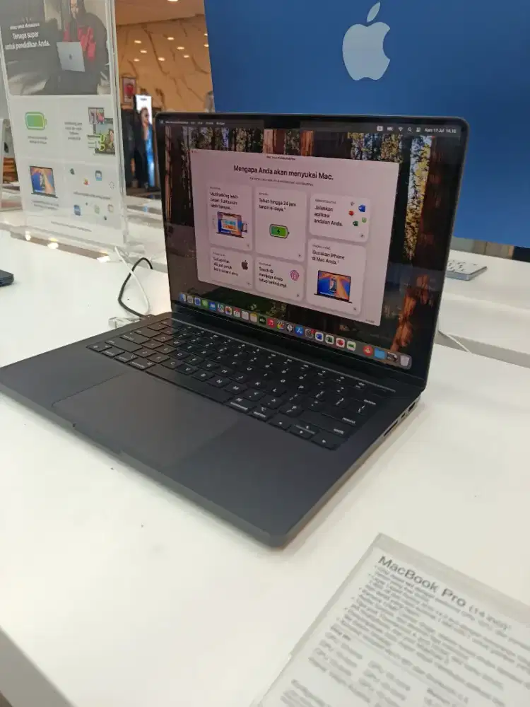 MacBook Pro M4 14, 16/512GB . Bisa Cicilan Pakai KTP saja