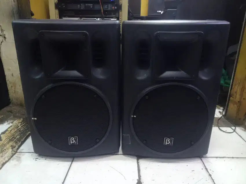 SPEAKER AKTIF BETA THREE U12