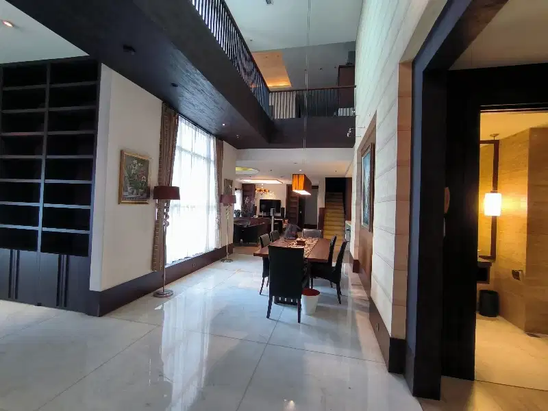 Penthouse cantik mewah kedoya elok furnish