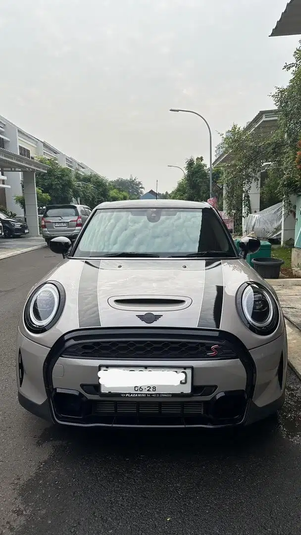 Mini Cooper S 2023 ( 5 doors )