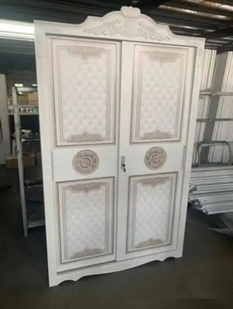 Lemari Pakaian Besi Classic Importa SCP 03H