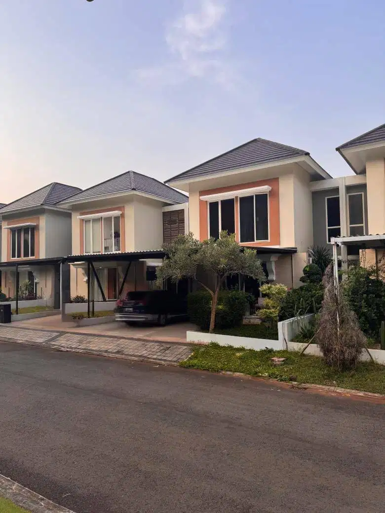 Ready Rumah Mewah Depan Danau BSB City Citraland Victoria Valley 2LT