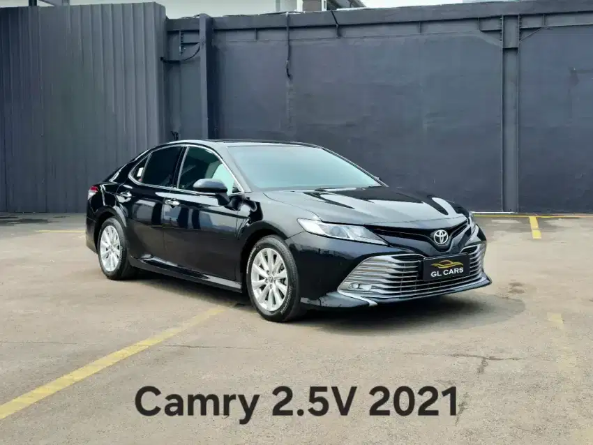 Camry 2.5 V 2021 Cash Hitam Toyota Seperti Baru