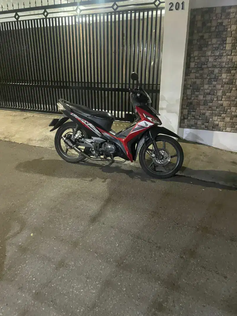 Di jual Honda Supra 125