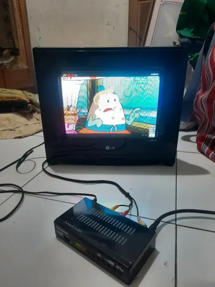 Tv lg 14 in ultra slim