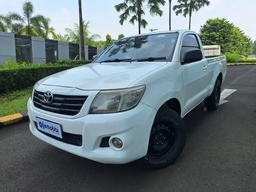 TDP Rendah -  Toyota HILUX 2.5 Solar MT 2011 Putih HM