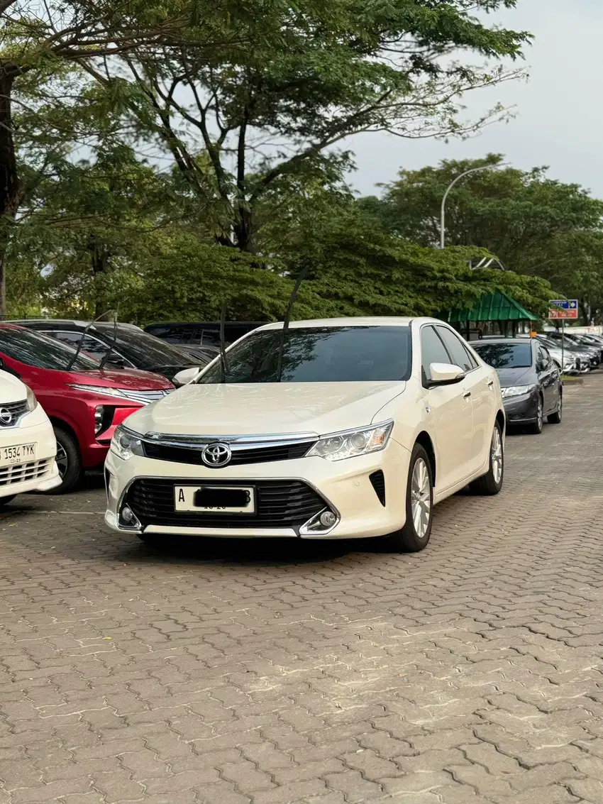 (Cash) Camry V at 2018 putih dp 5jt murah kredit km rendah bagus 2.5